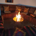 Mele לינה וארוחת בוקר
