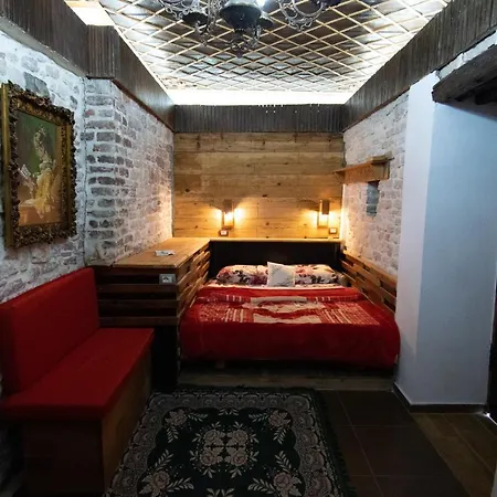 Mele Nocleg ze śniadaniem