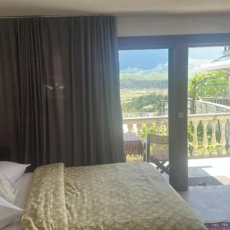 Mele Bed & Breakfast 4*