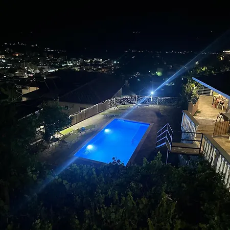 Mele Oda ve Kahvaltı 3*