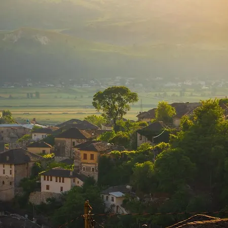 住宿加早餐酒店 Mele Gjirokastër