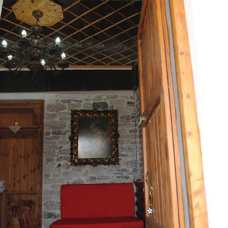 Mele Bed and breakfast 3*