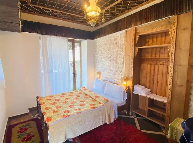 Mele Gjirokastër