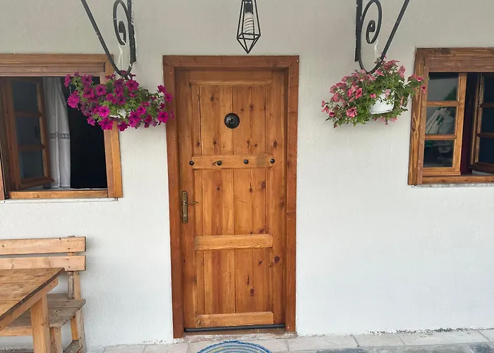 Mele Bed & Breakfast 3*