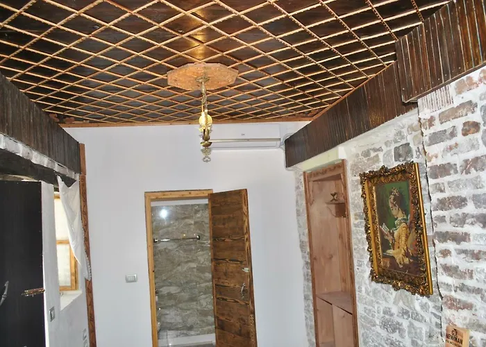 Mele Gjirokastra