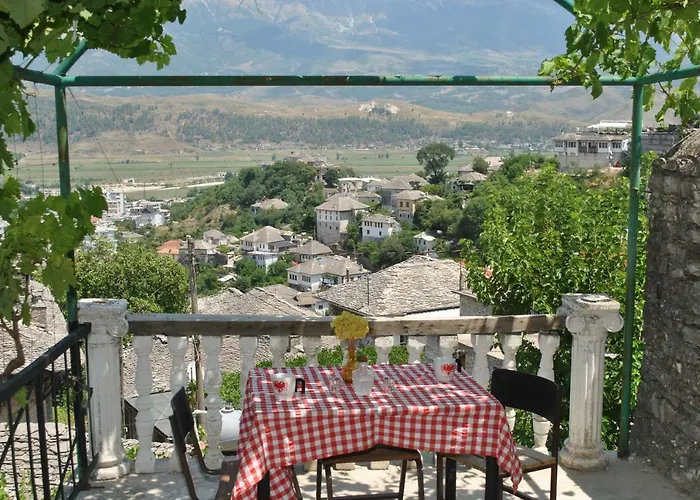 Bed & Breakfast Mele Gjirokastër